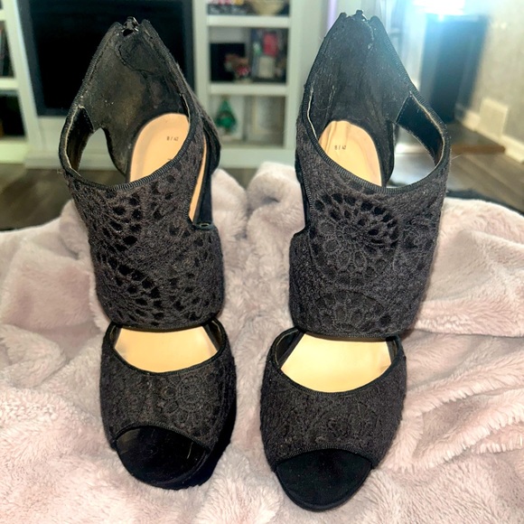 Gently Worn, New Look Wedge Black Heels. US size 10, UK size 8 - Picture 1 of 3